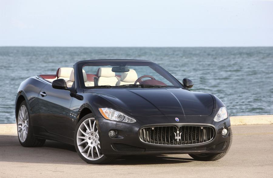  Maserati GranCabrio 2010 года  (фото 57 из 101)
